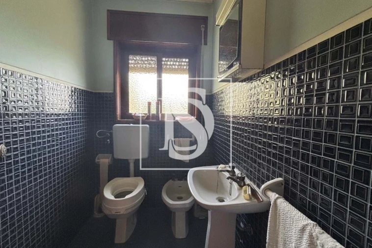 Moradia T5 para Venda em Molelos Foto 19