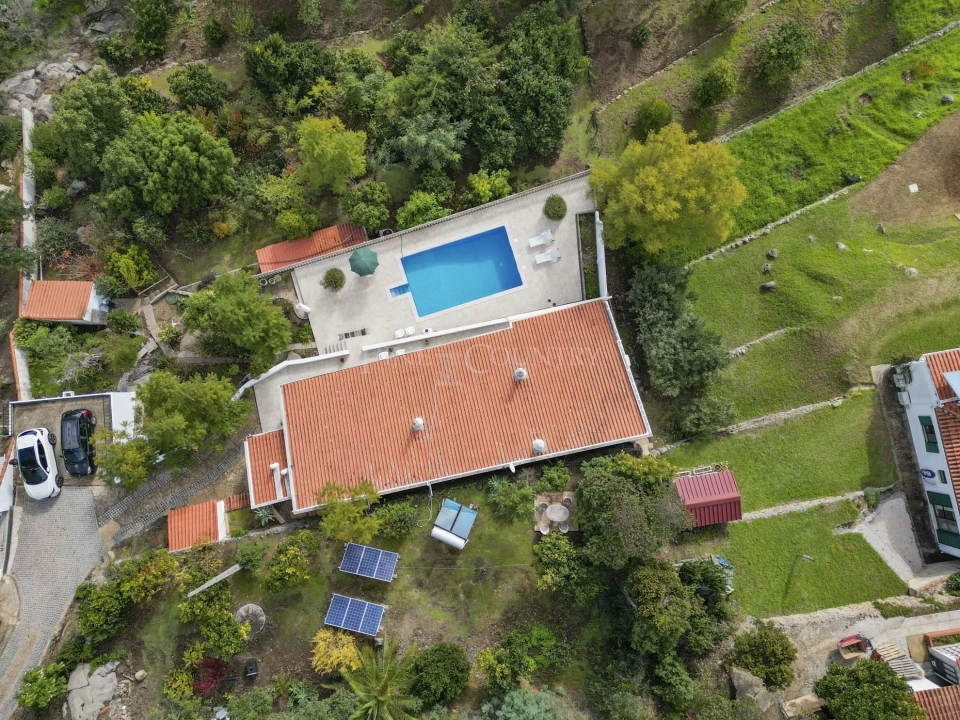 Moradia T3 para Venda em Monchique Foto 32