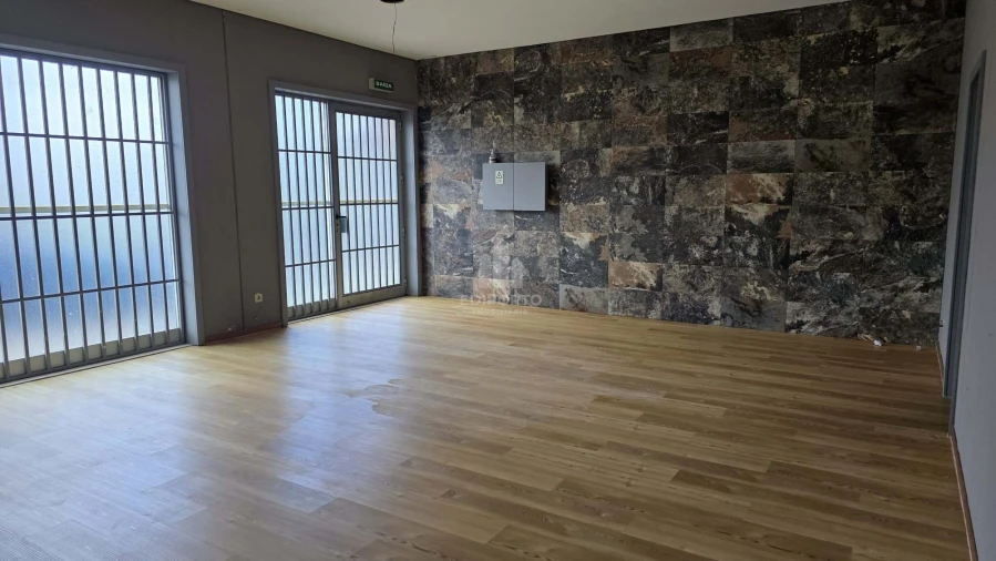 Negócio para Venda em Matosinhos e Leça da Palmeira Foto 2