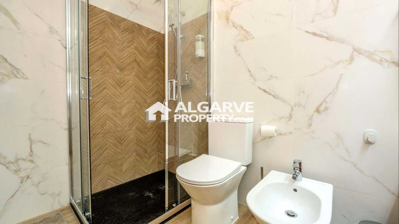 Apartamento T3 para Venda em Albufeira e Olhos de Água Foto 8