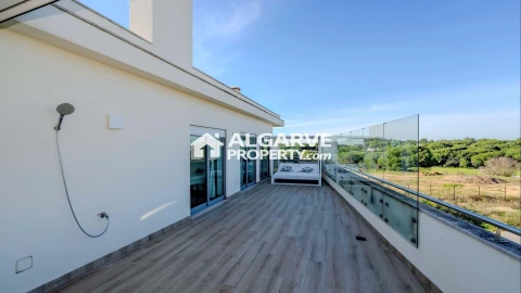 Apartamento T3 para Venda em Albufeira e Olhos de Água