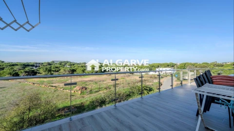Apartamento T3 para Venda em Albufeira e Olhos de Água