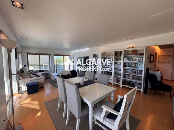 Apartamento T3 para Venda em Albufeira e Olhos de Água Foto 3