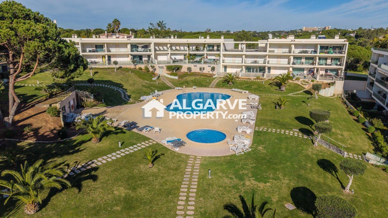 Apartamento T3 para Venda em Albufeira e Olhos de Água Foto 1