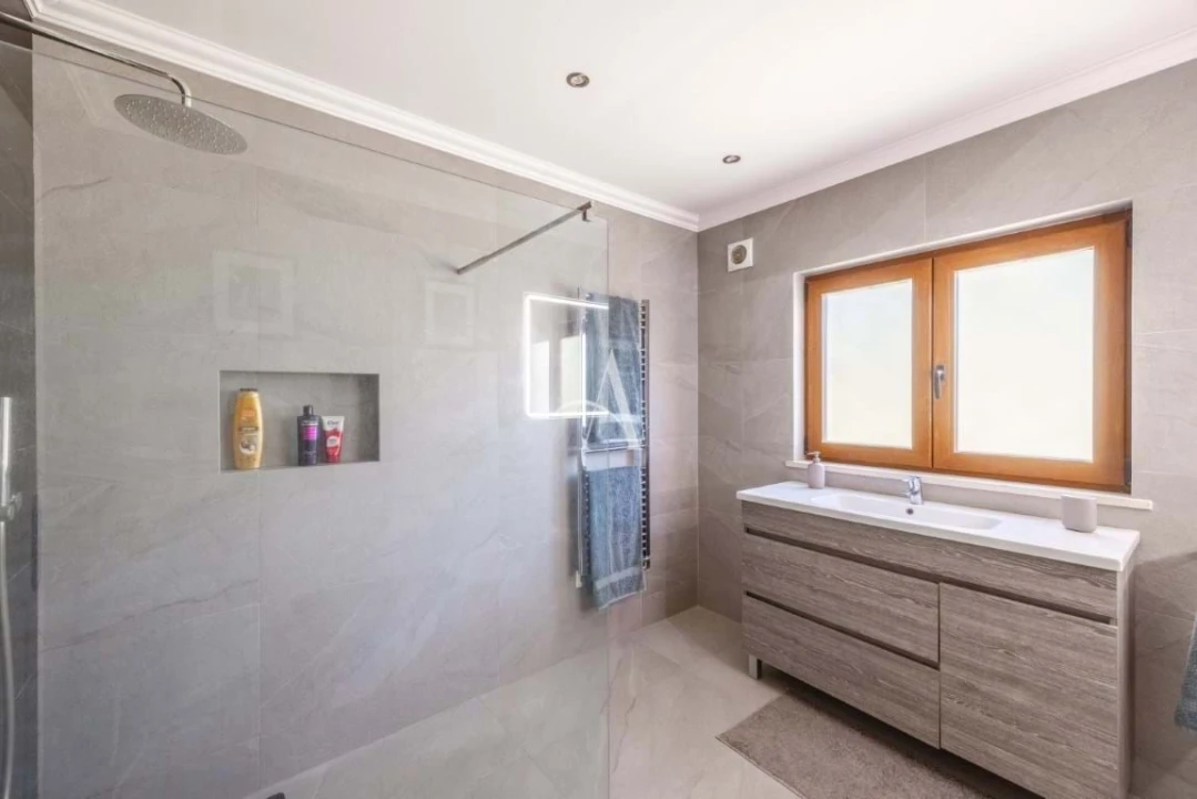 Moradia T3 para Venda em São Brás de Alportel Foto 33