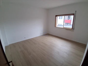 Apartamento T2 para Venda em Baguim do Monte (Rio Tinto)