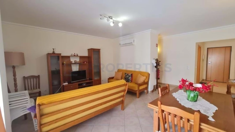 Apartamento T2 para Venda em Quarteira Foto 12