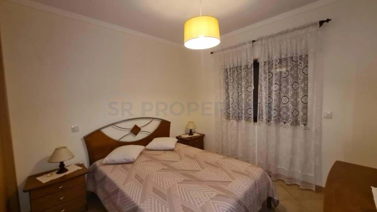 Apartamento T2 para Venda em Quarteira Foto 5