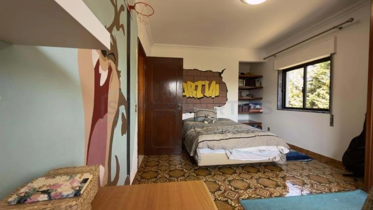 Moradia T5 para Venda em Quarteira Foto 28