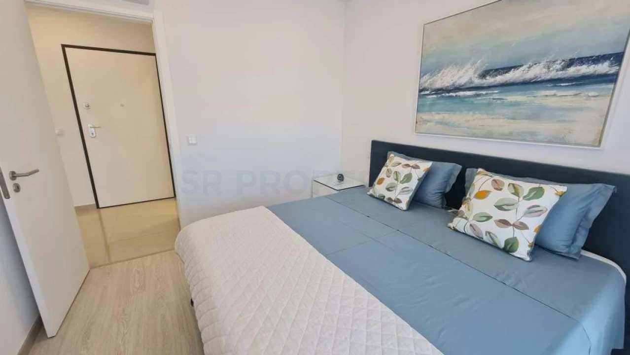 Apartamento T2 para Venda em Quarteira Foto 5