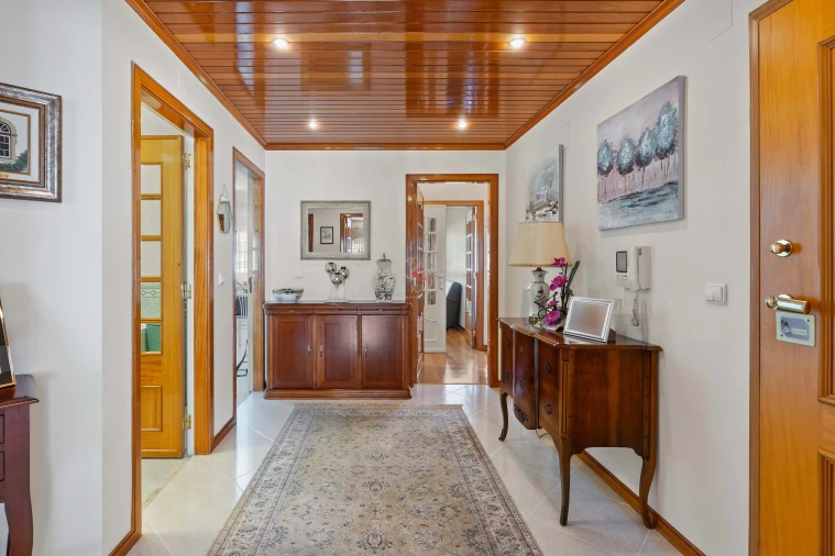 Apartamento T3 para Venda em Rio de Mouro Foto 11