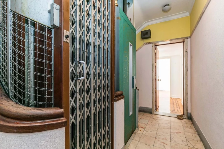 Apartamento T3 para Venda em Campo de Ourique Foto 24