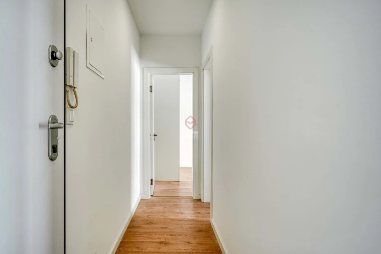 Apartamento T2 para Venda em Almada, Cova da Piedade, Pragal e Cacilhas Foto 9