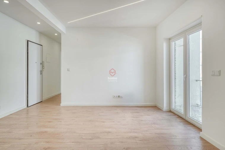 Apartamento T2 para Venda em Almada, Cova da Piedade, Pragal e Cacilhas Foto 5