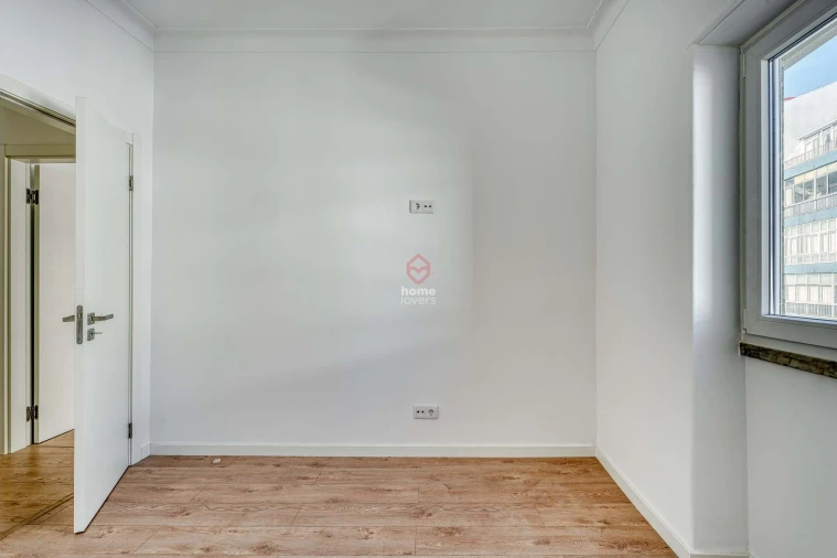 Apartamento T2 para Venda em Almada, Cova da Piedade, Pragal e Cacilhas Foto 11