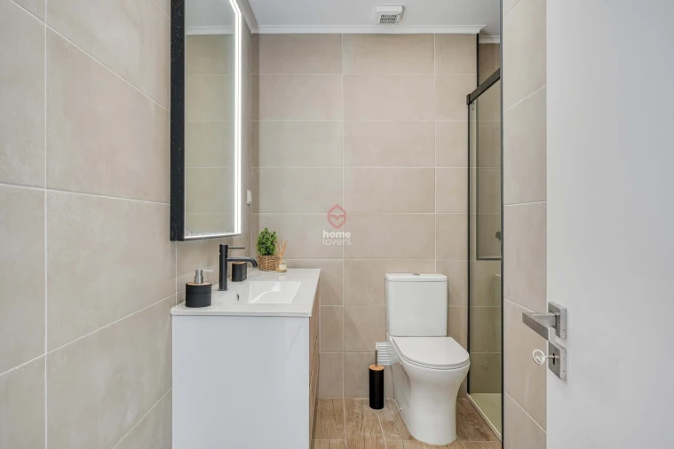 Apartamento T2 para Venda em Almada, Cova da Piedade, Pragal e Cacilhas Foto 8