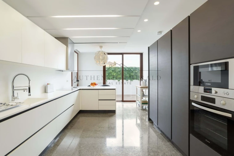 Moradia T4 para Venda em Loule (São Clemente) Foto 13