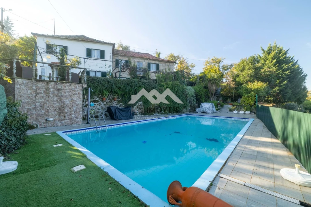 Moradia T3 para Venda em Oliveira do Douro Foto 78