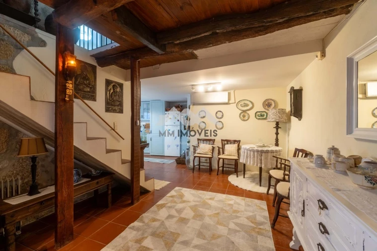 Moradia T3 para Venda em Oliveira do Douro Foto 51