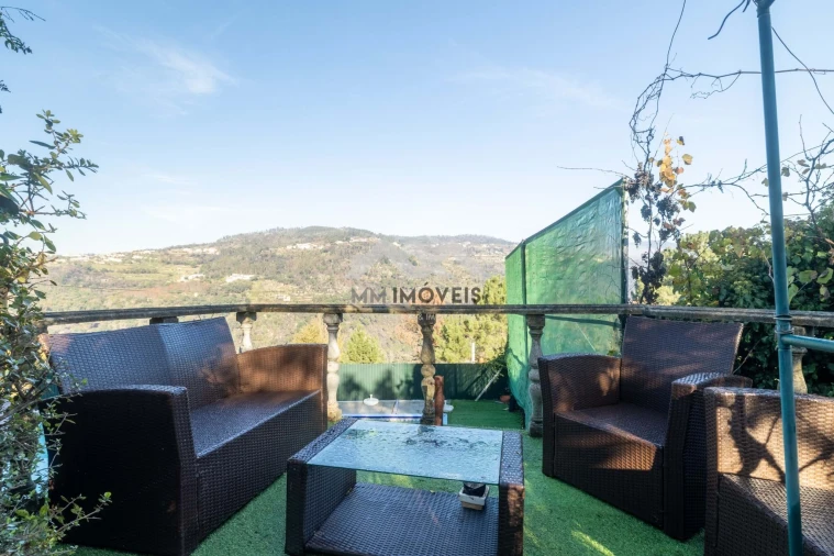 Moradia T3 para Venda em Oliveira do Douro Foto 70