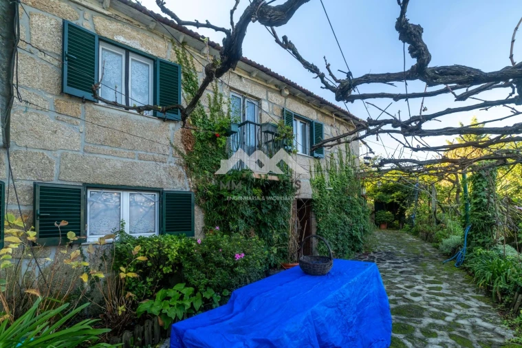 Moradia T3 para Venda em Oliveira do Douro Foto 63