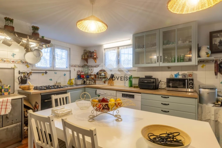 Moradia T3 para Venda em Oliveira do Douro Foto 57