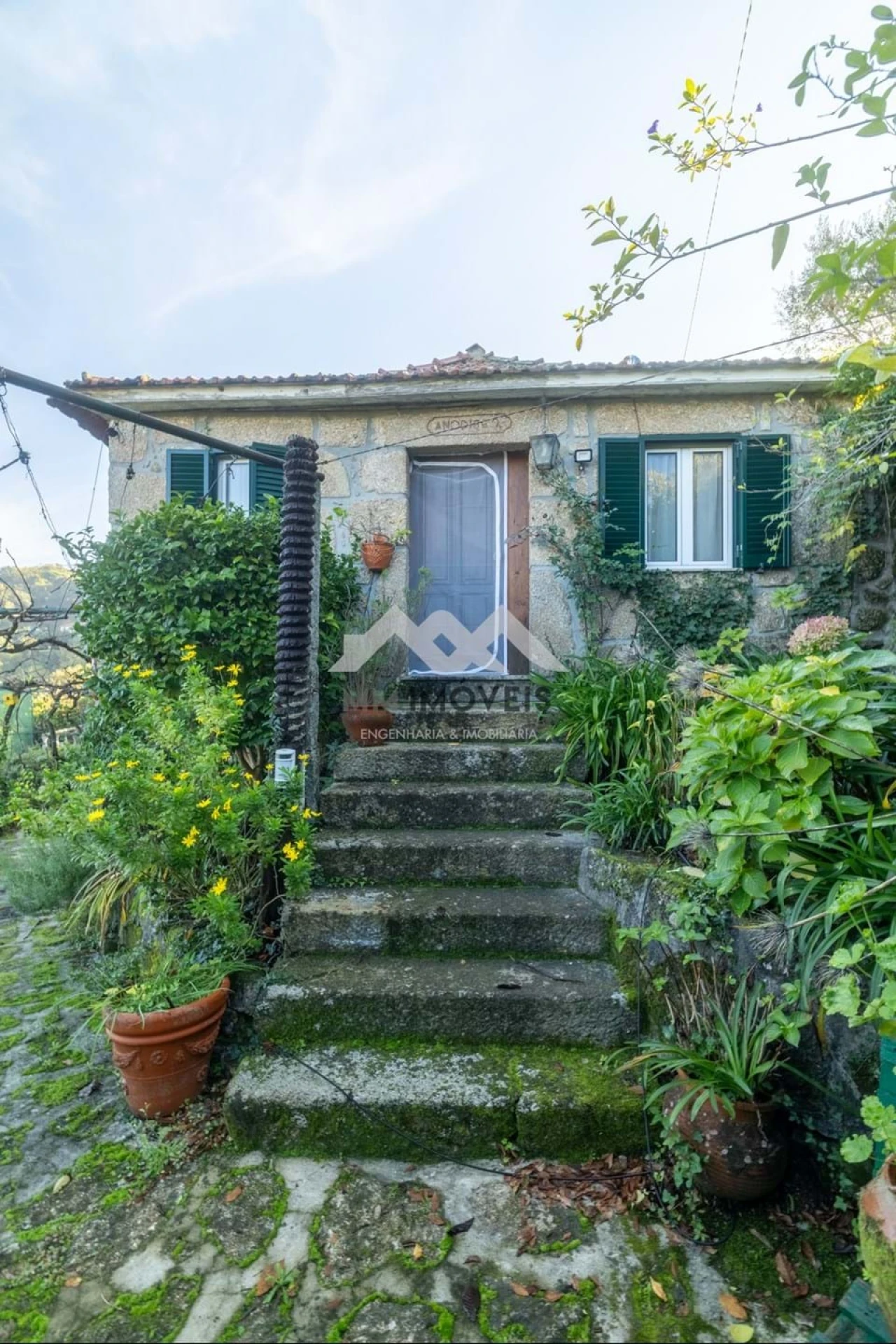 Moradia T3 para Venda em Oliveira do Douro Foto 60