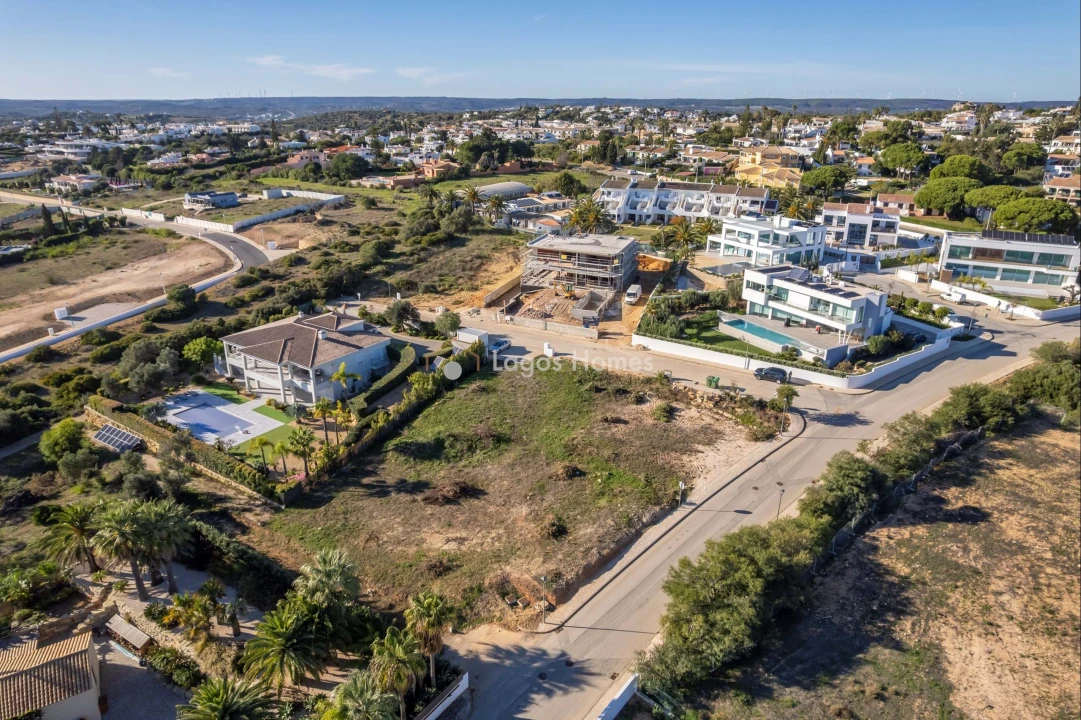 Terreno para Venda em Luz Foto 8