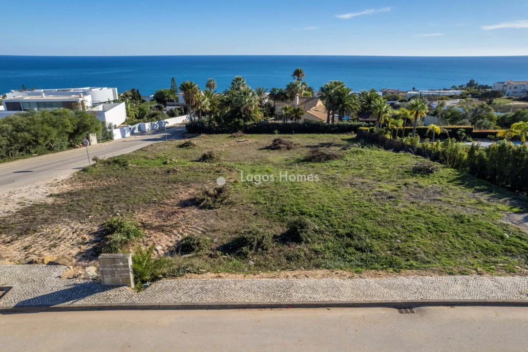 Terreno para Venda em Luz Foto 1