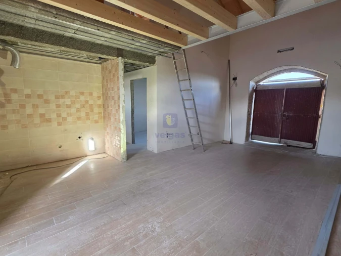 Moradia T3 para Venda em Painho e Figueiros Foto 11