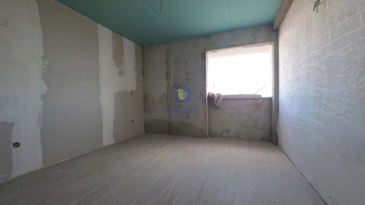 Moradia T3 para Venda em Painho e Figueiros Foto 13