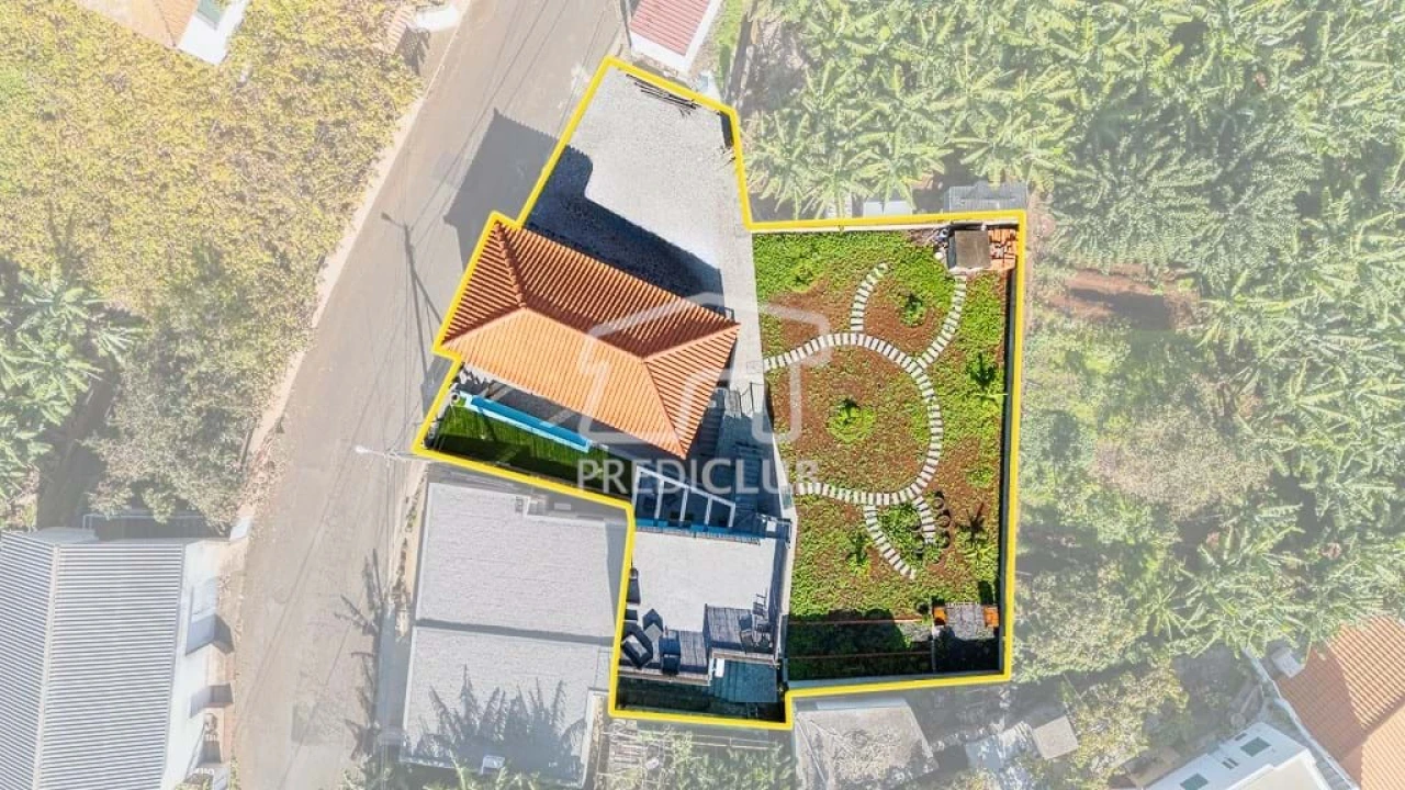 Moradia T3 para Venda em Canhas Foto 3