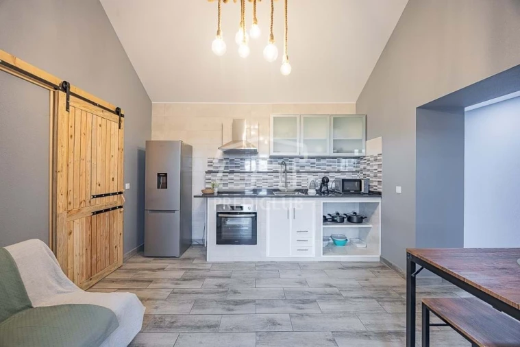 Moradia T3 para Venda em Canhas Foto 6