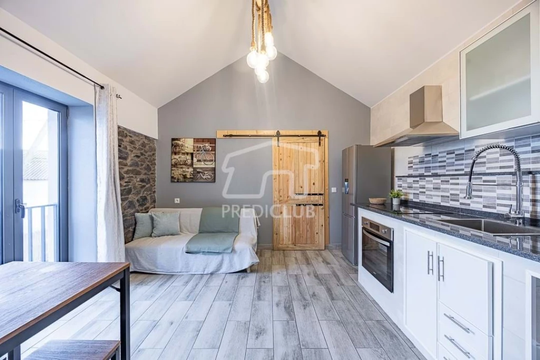 Moradia T3 para Venda em Canhas Foto 5