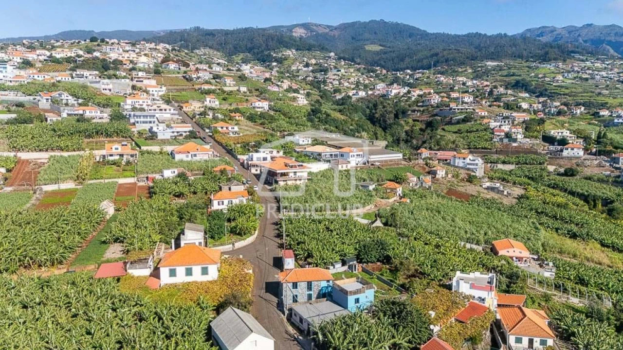 Moradia T3 para Venda em Canhas Foto 40