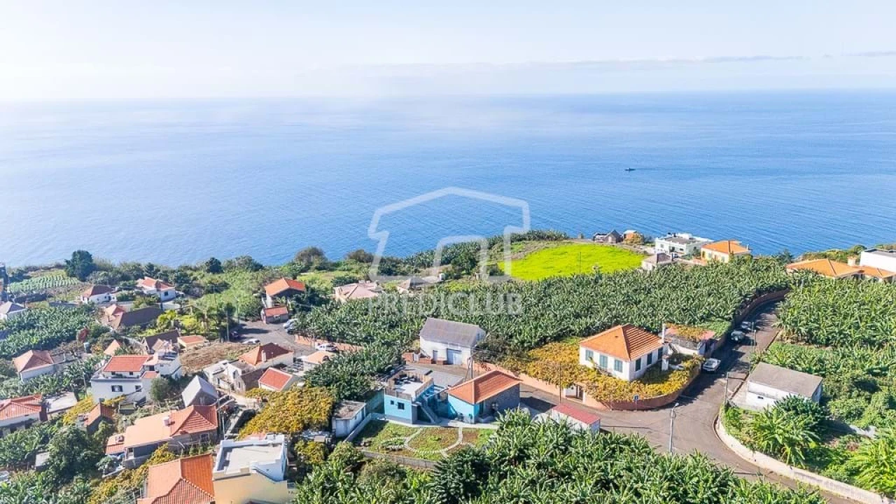 Moradia T3 para Venda em Canhas Foto 37