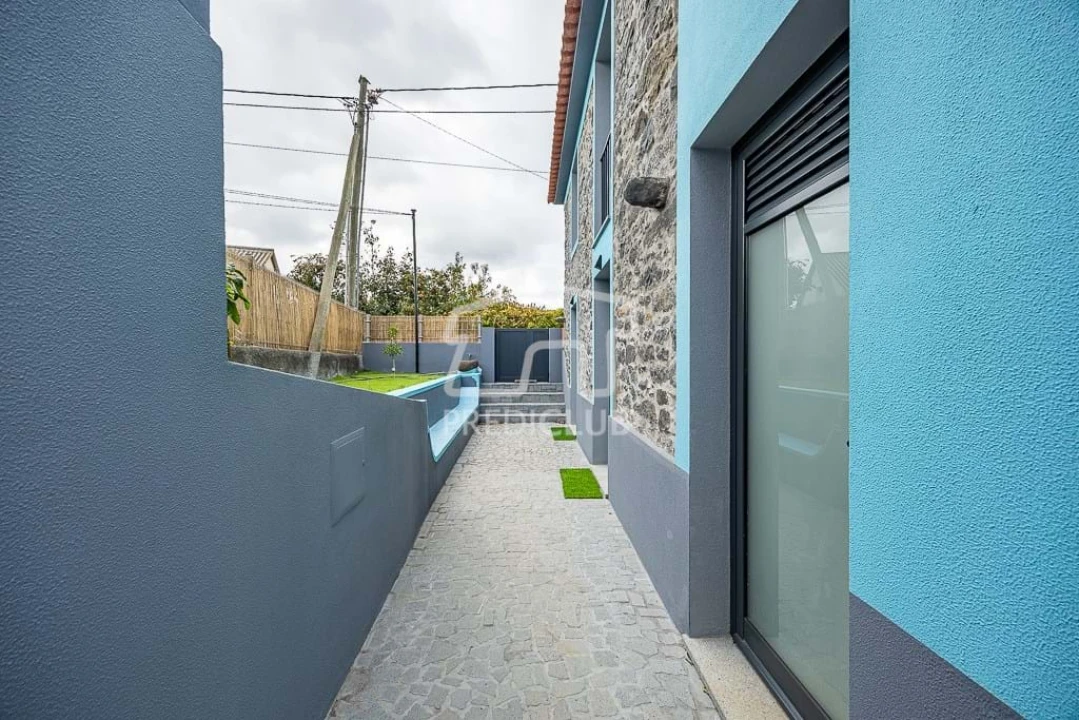 Moradia T3 para Venda em Canhas Foto 21