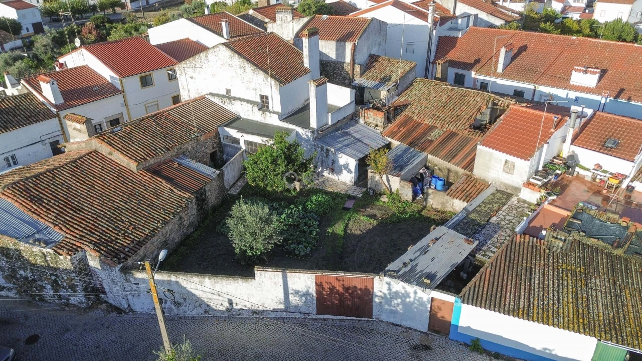 Moradia T3 para Venda em Gafete Foto 53