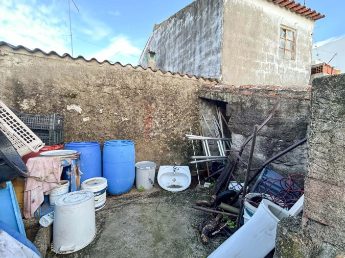 Moradia T3 para Venda em Gafete Foto 50