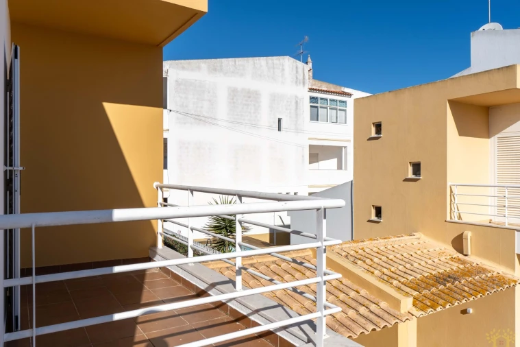 Moradia T3 para Venda em São Silvestre Foto 23