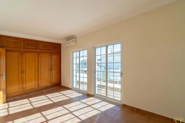 Moradia T3 para Venda em São Silvestre Foto 21