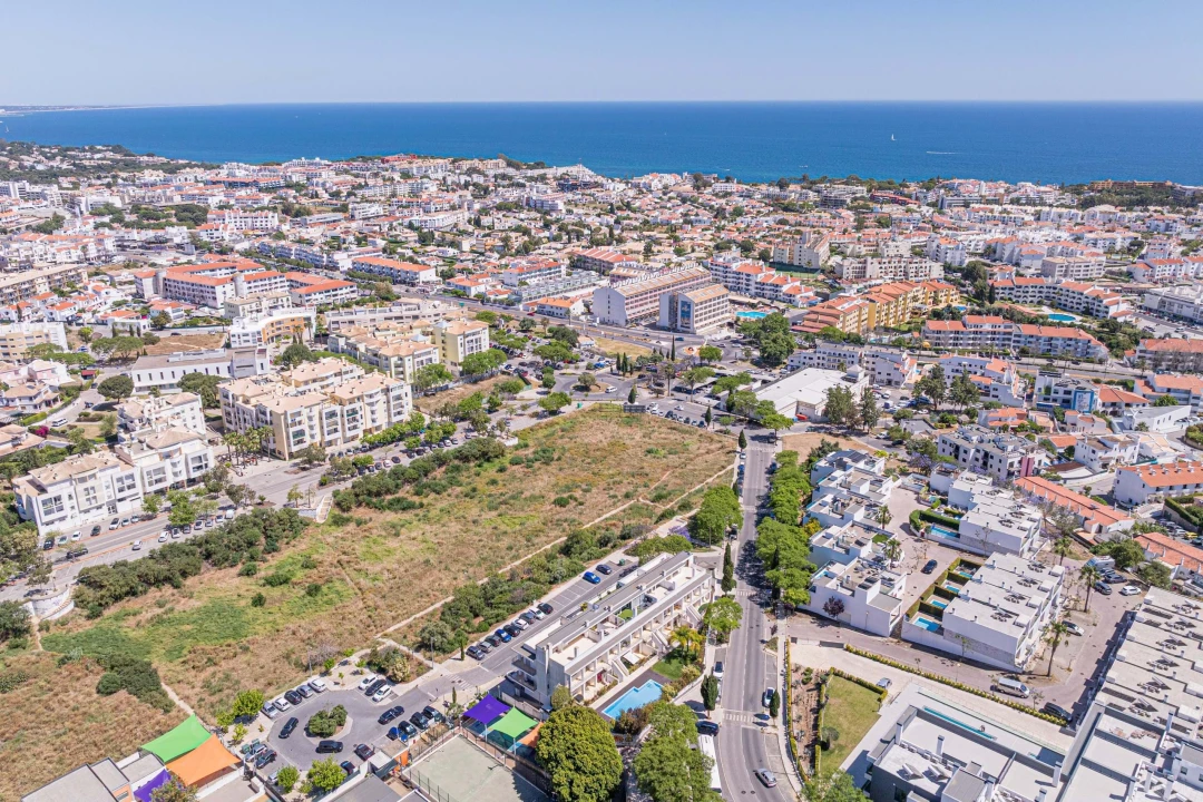 Apartamento T3 para Arrendamento em Albufeira e Olhos de Água Foto 27