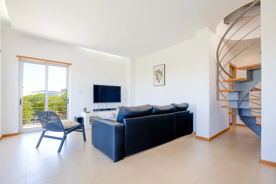 Apartamento T3 para Arrendamento em Albufeira e Olhos de Água Foto 8