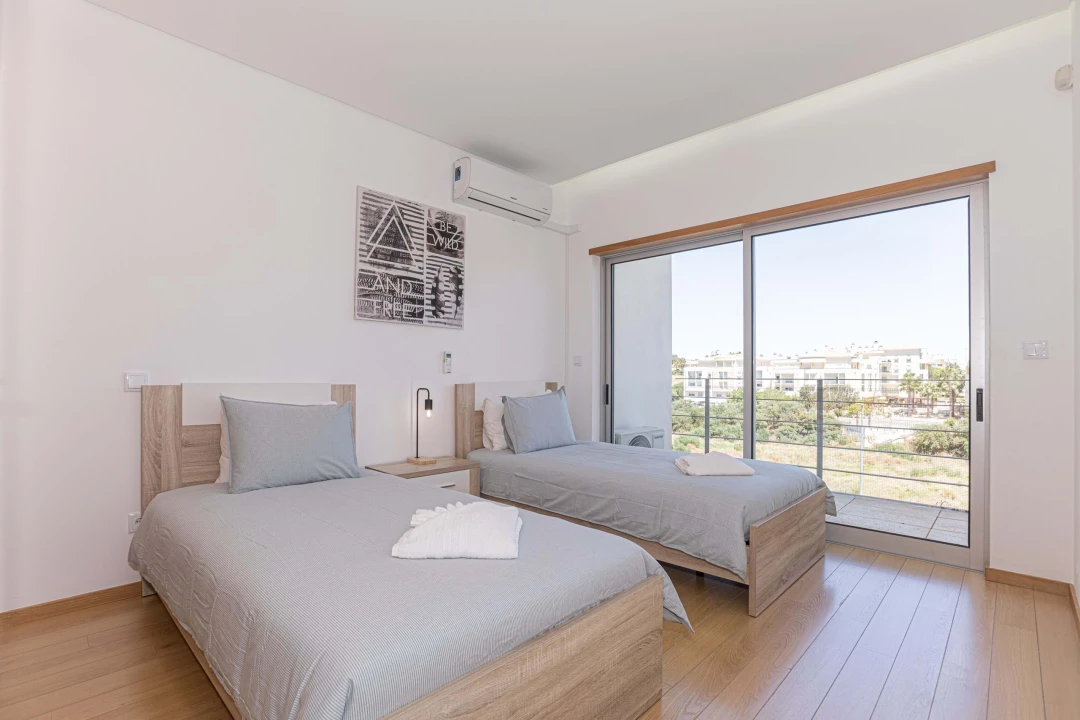 Apartamento T3 para Arrendamento em Albufeira e Olhos de Água Foto 23