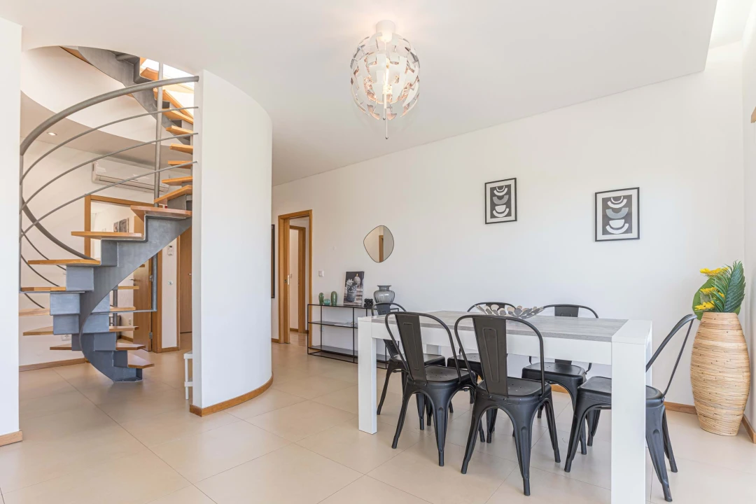 Apartamento T3 para Arrendamento em Albufeira e Olhos de Água Foto 14