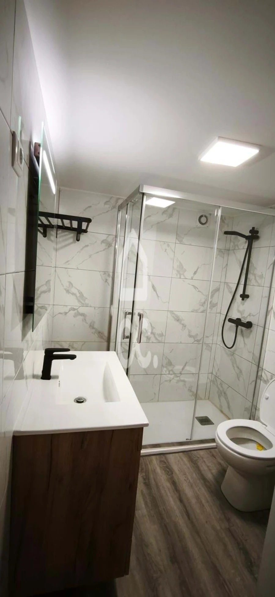 Moradia T3 para Arrendamento em Venteira Foto 16