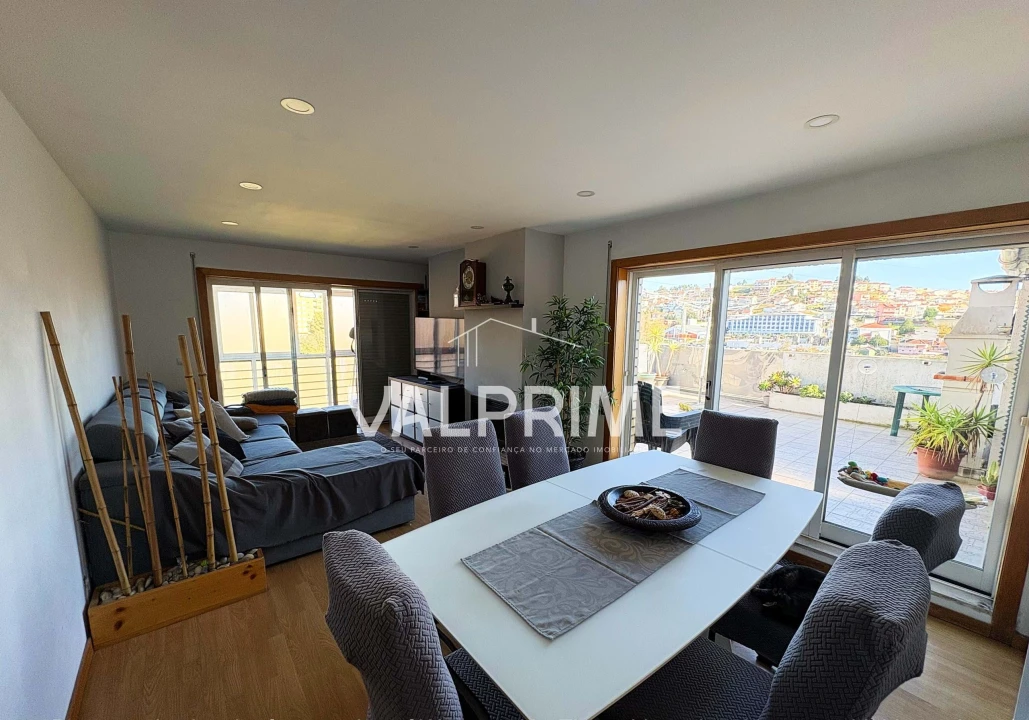 Apartamento T2 para Venda em Alfena Foto 1