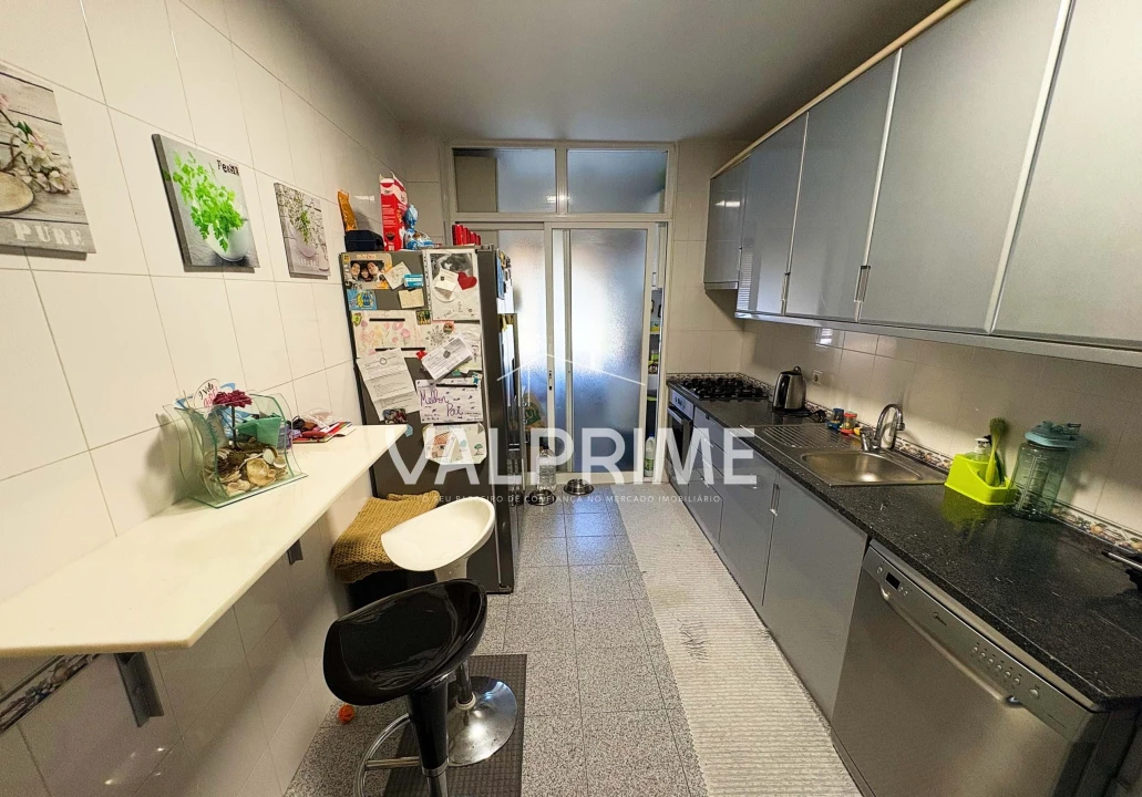 Apartamento T2 para Venda em Alfena Foto 11