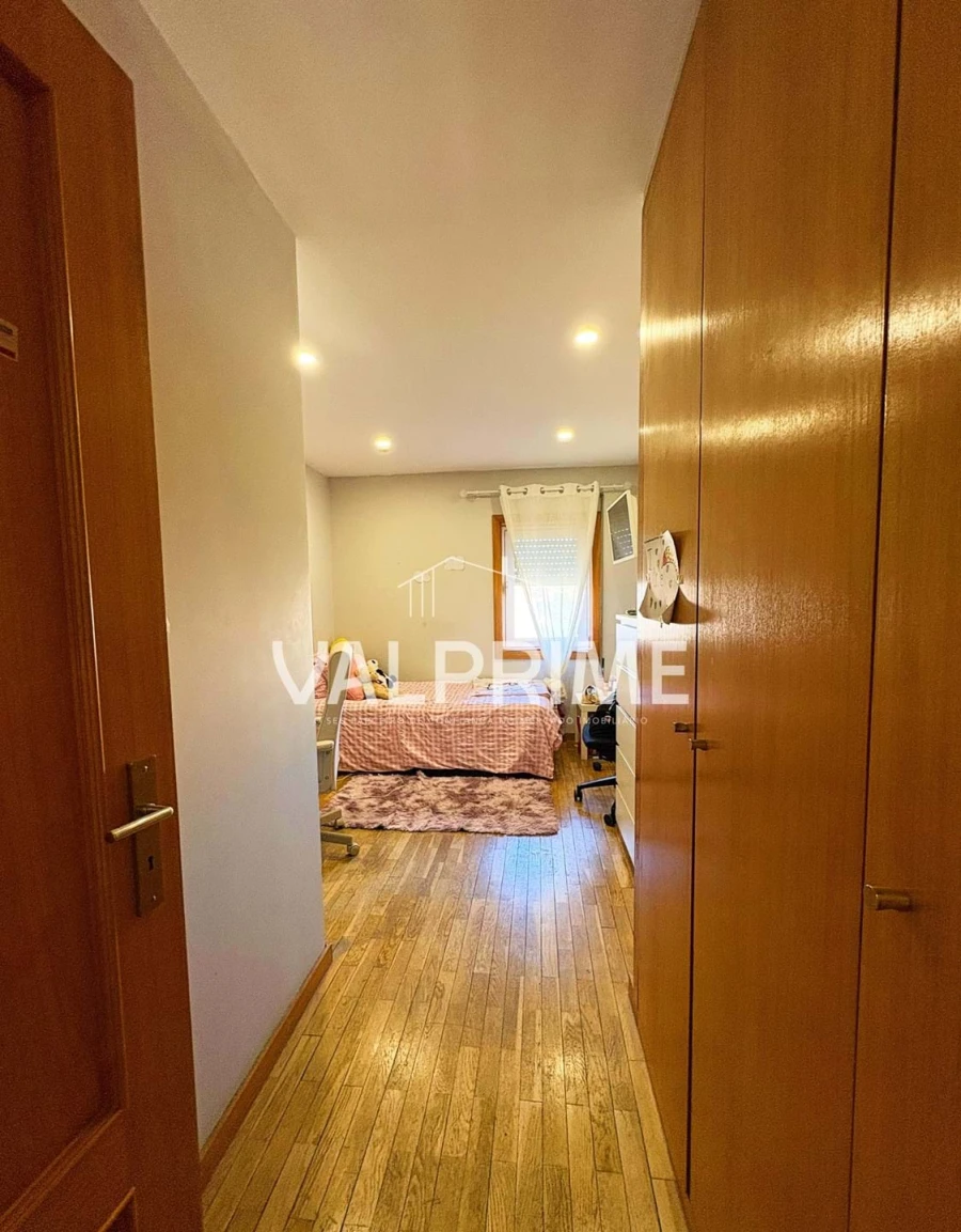 Apartamento T2 para Venda em Alfena Foto 17