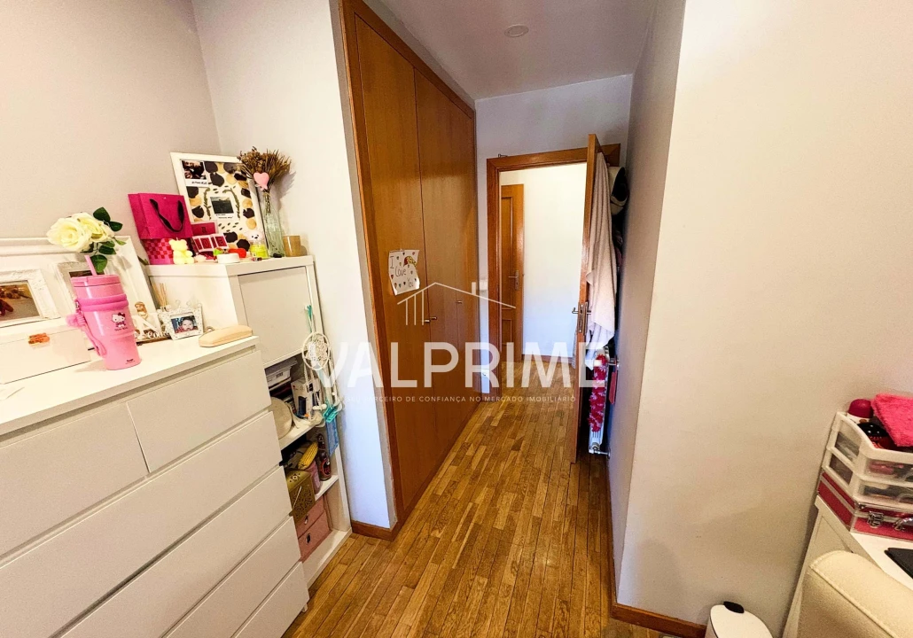 Apartamento T2 para Venda em Alfena Foto 9